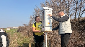 Hotel pčelama na dar